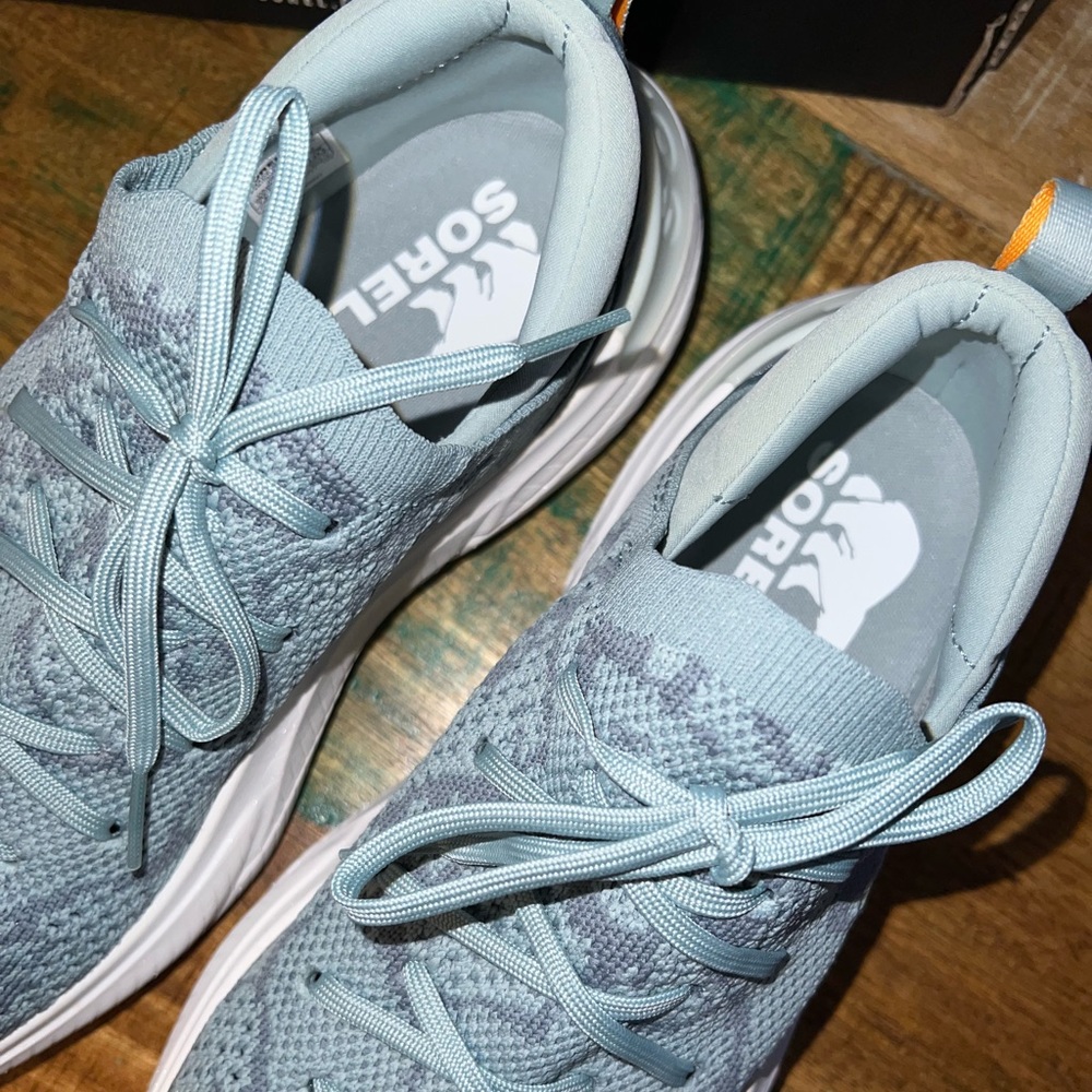 Sorel Explorer Blitz blue sneakers. Size 7.5. Brand new in box. - Picture 10 of 12